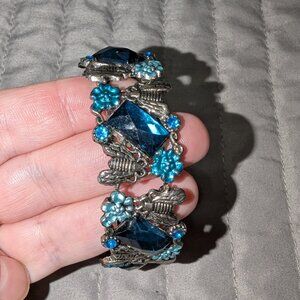 $3 with Bundle ~ Blue Faceted Crystal Floral Leaf Cuff Bracelet 6222
